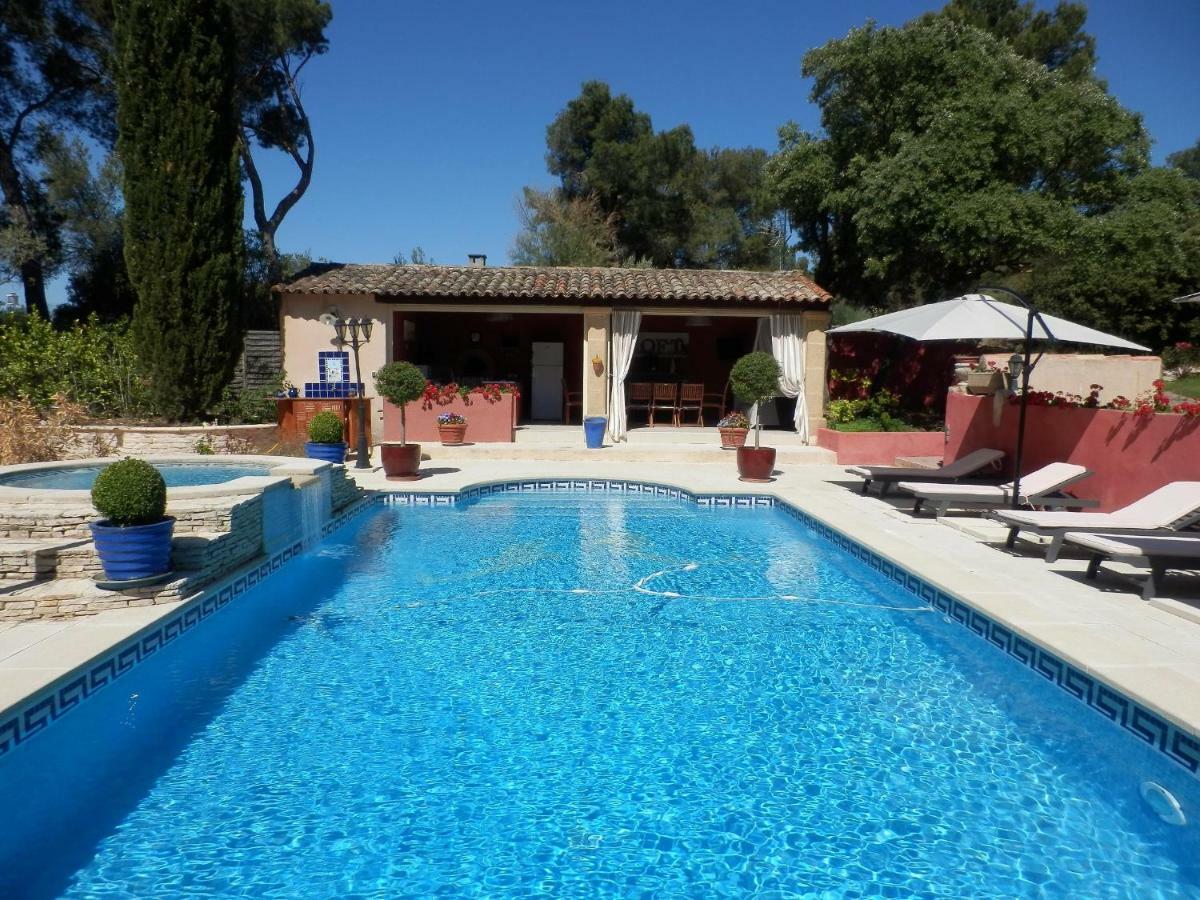 Mas Les Vieux Chenes Bed & Breakfast Льомбеск Екстериор снимка